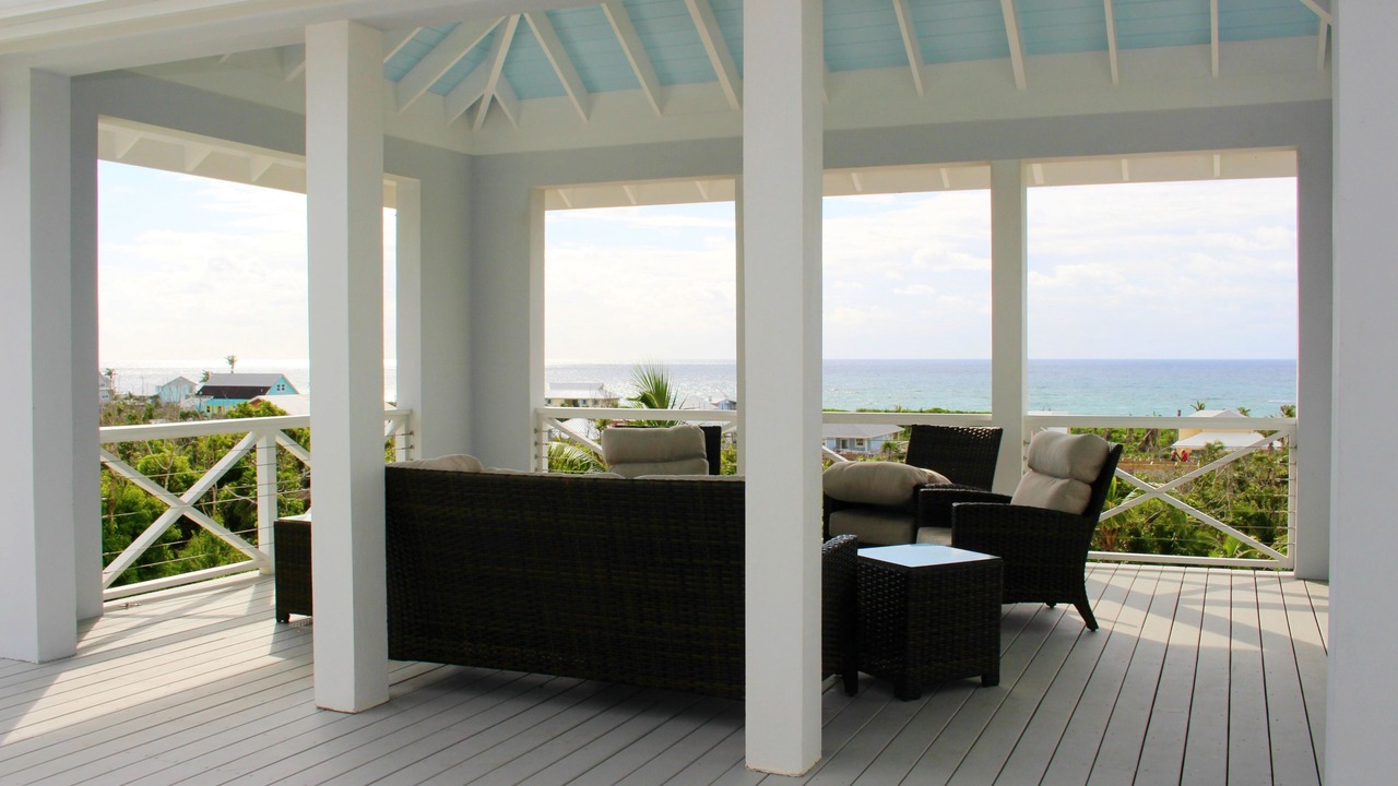 Photo of Patio Balcony in Hope Town