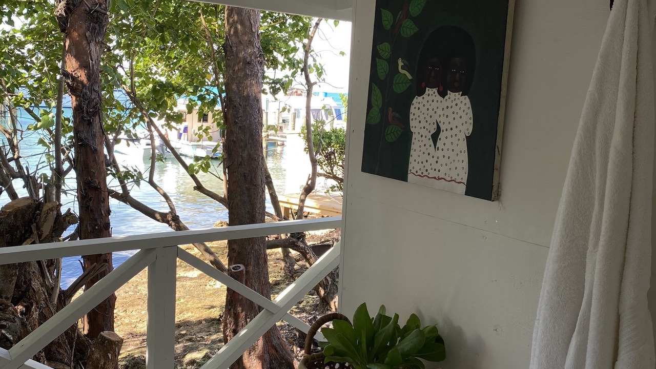 Photo of Outdoor in Dunmore Town