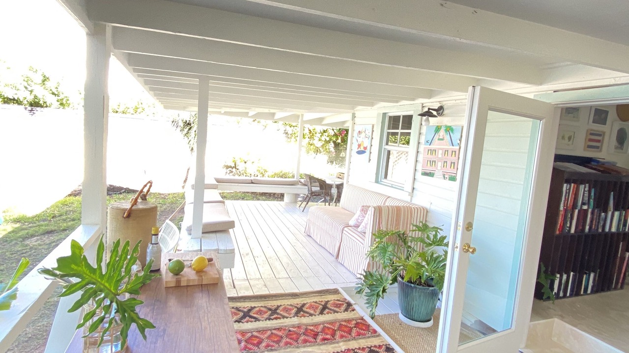 Photo of Patio Balcony in Dunmore Town