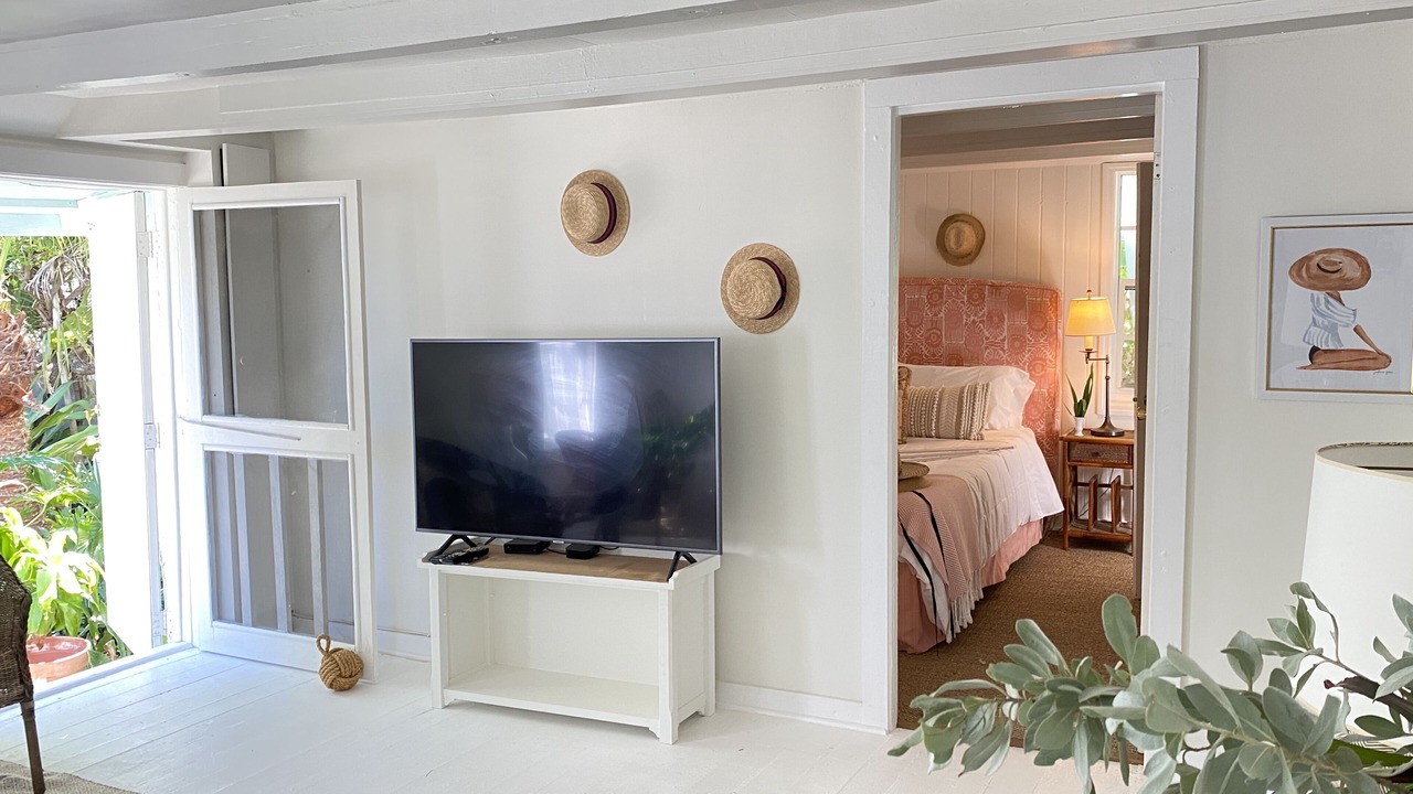 Photo of Bedroom in Dunmore Town
