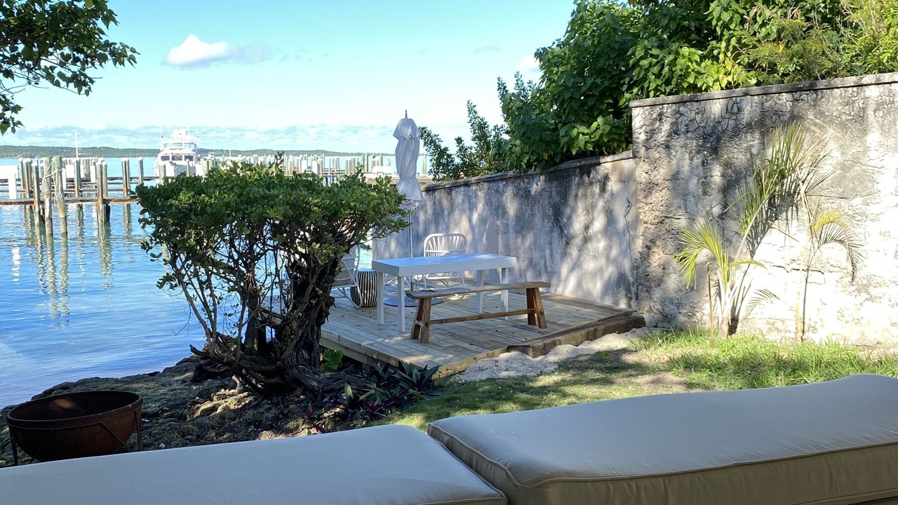 Photo of Outdoor in Dunmore Town