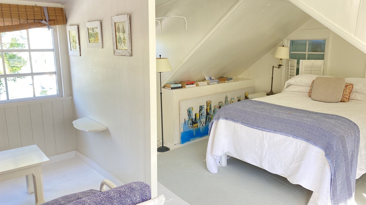 Photo of Bedroom in Dunmore Town
