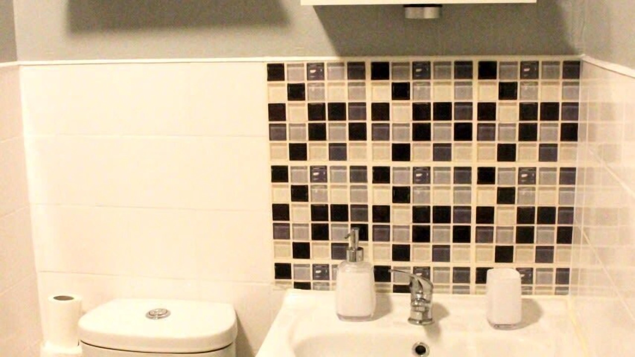Photo of Bathroom in Yiewsley