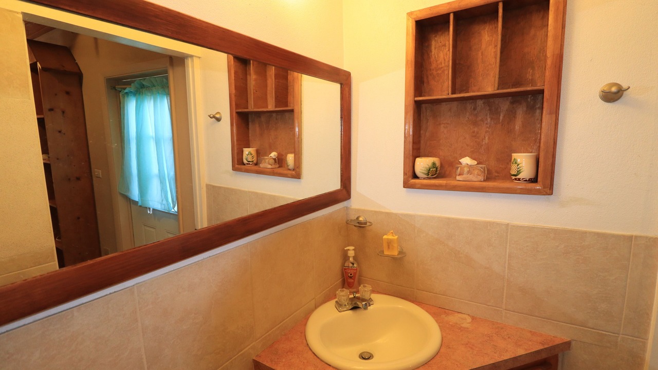 Photo of Bathroom in Governor's Harbour