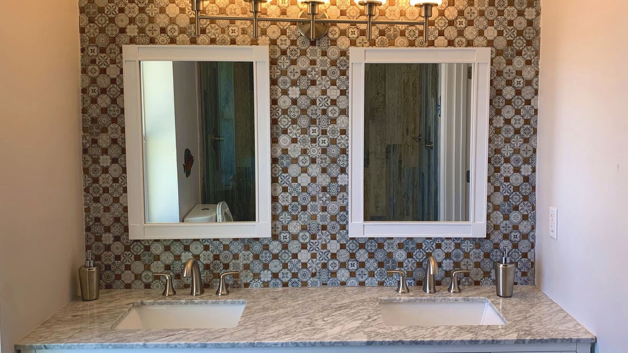 Photo of Bathroom in Farmer's Hill