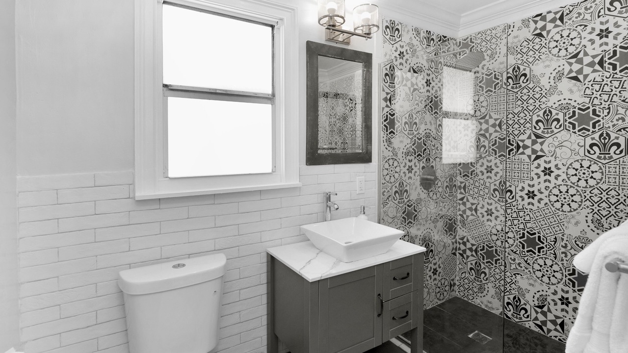 Photo of Bathroom in Farmer's Hill