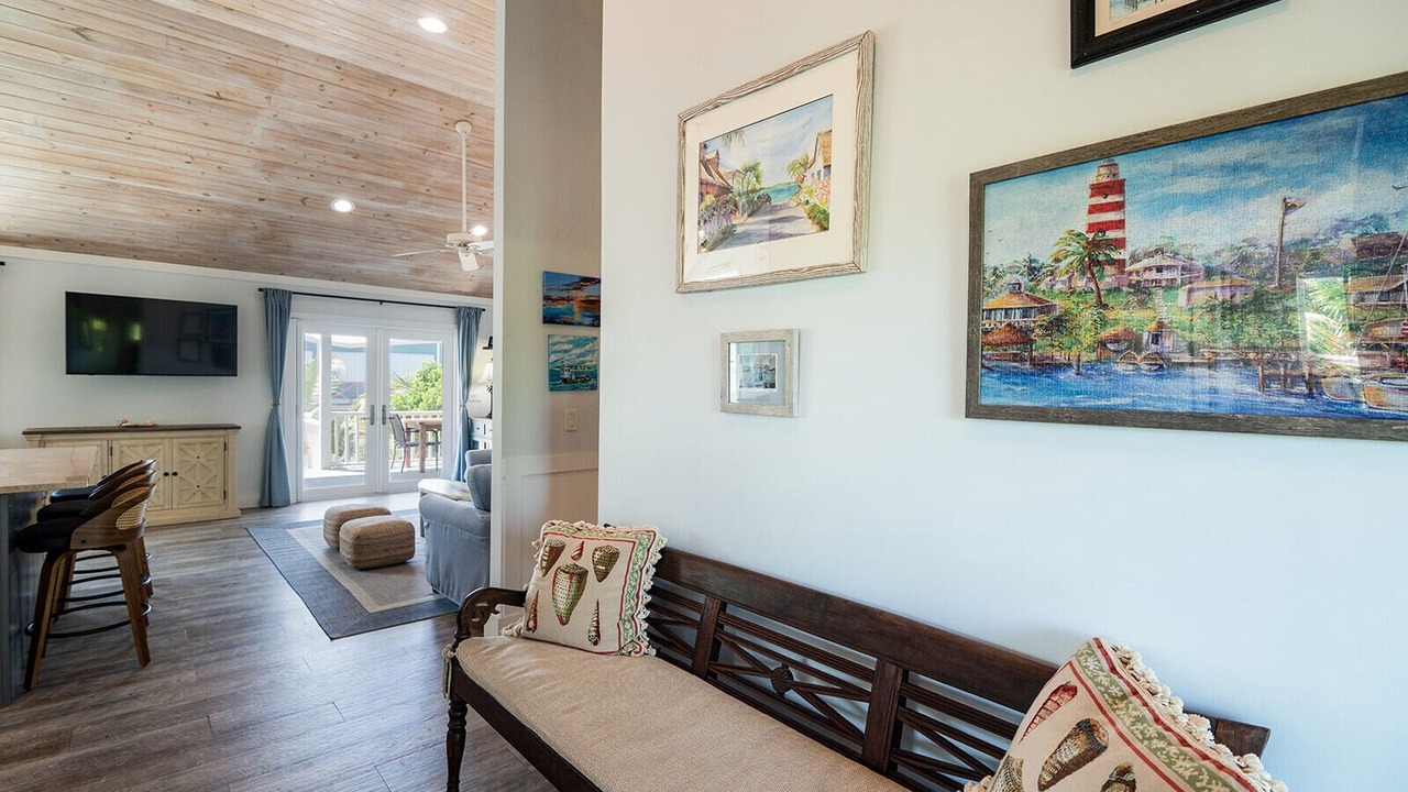Photo of Livingroom in Hope Town
