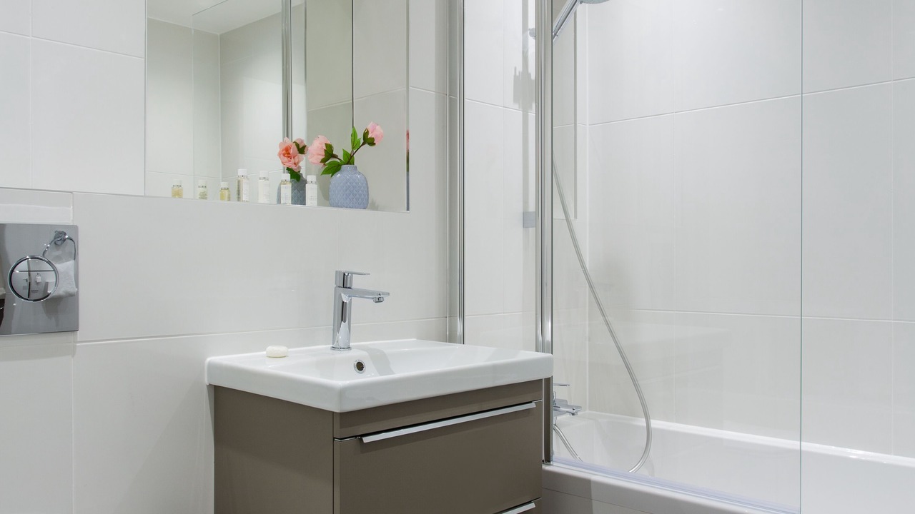Photo of Bathroom in Queen's Park