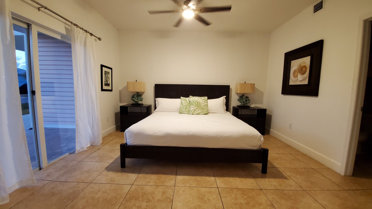 Photo of Bedroom in Alice Town