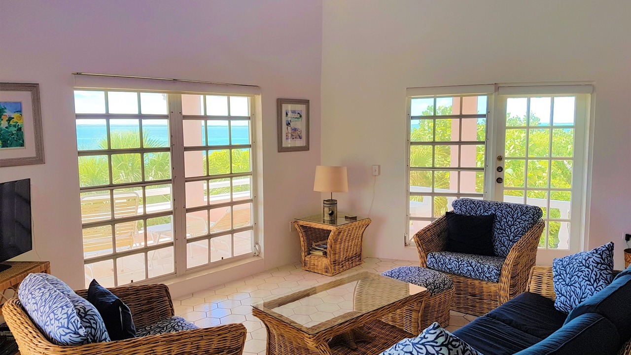 Photo of Livingroom in Spanish Wells