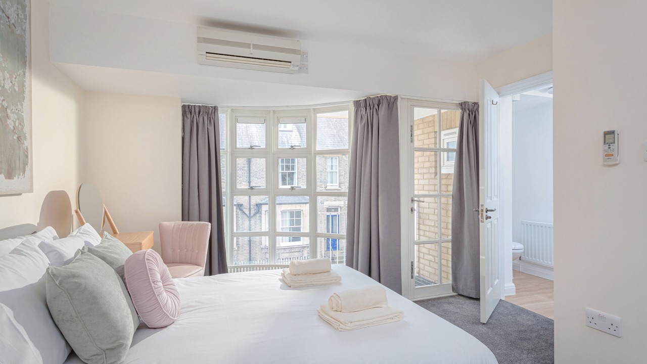 Photo of Bedroom in Cambridge City Centre