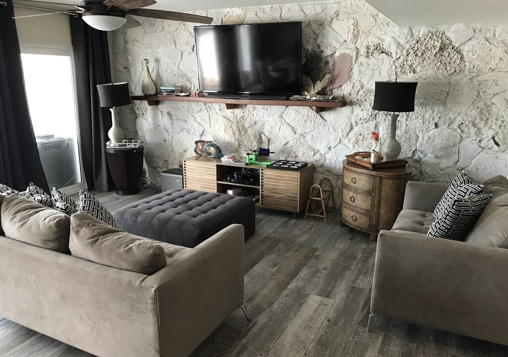 Photo of Livingroom in Berry Islands