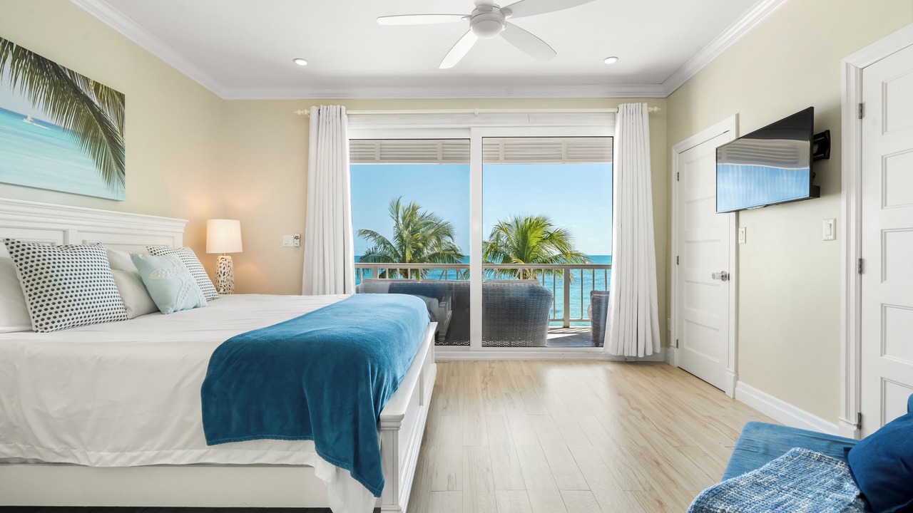 Photo of Bedroom in Palm Cay