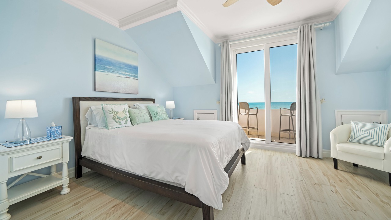 Photo of Bedroom in Palm Cay