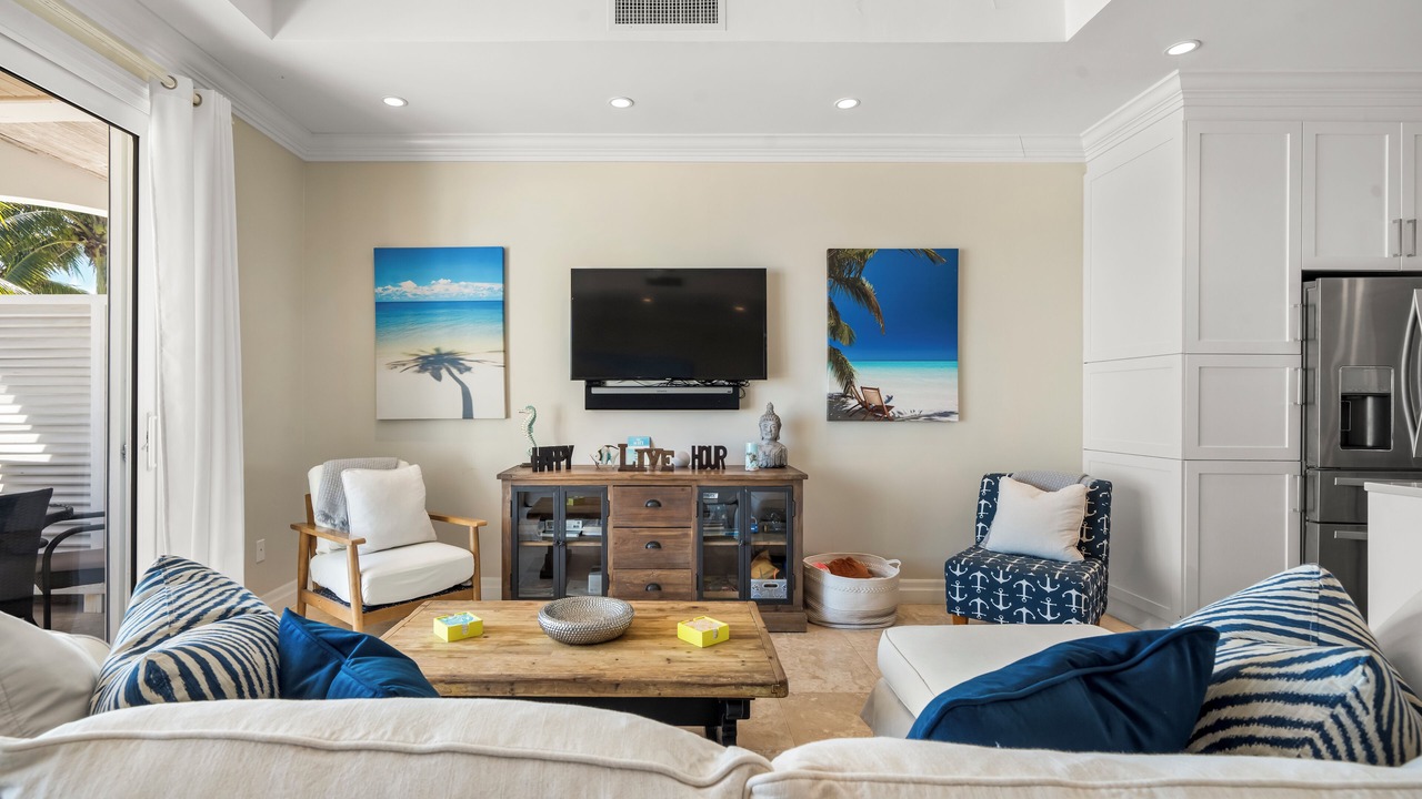Photo of Livingroom in Palm Cay