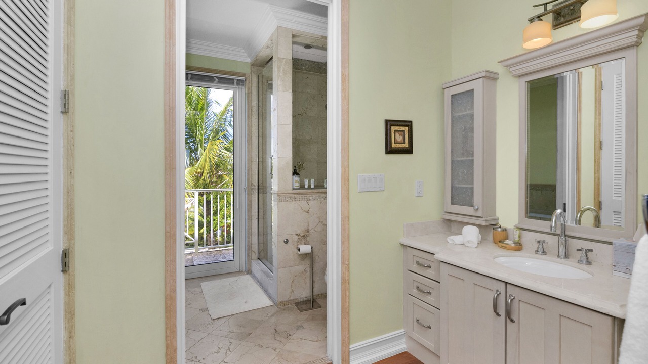 Photo of Bathroom in George Town
