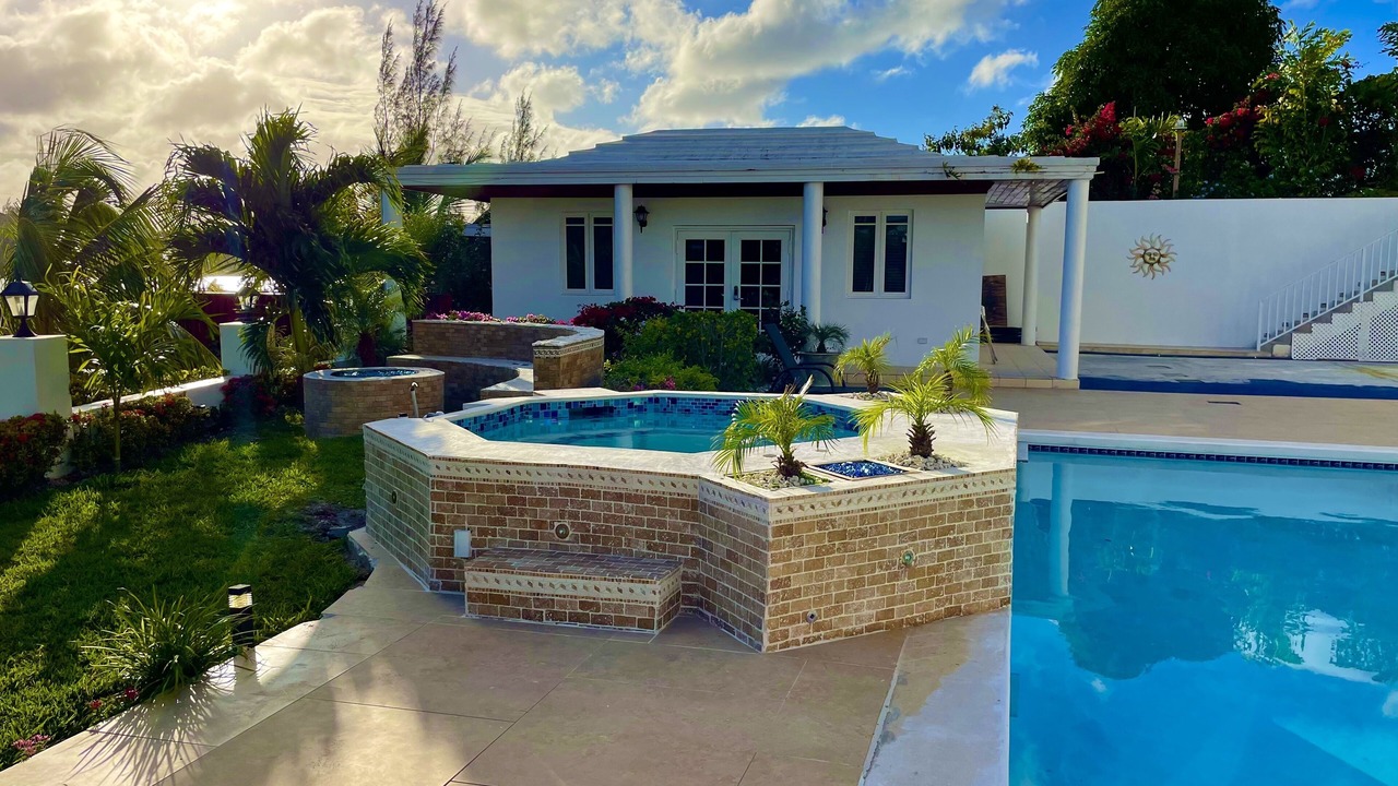 Photo of Outdoor in Nassau