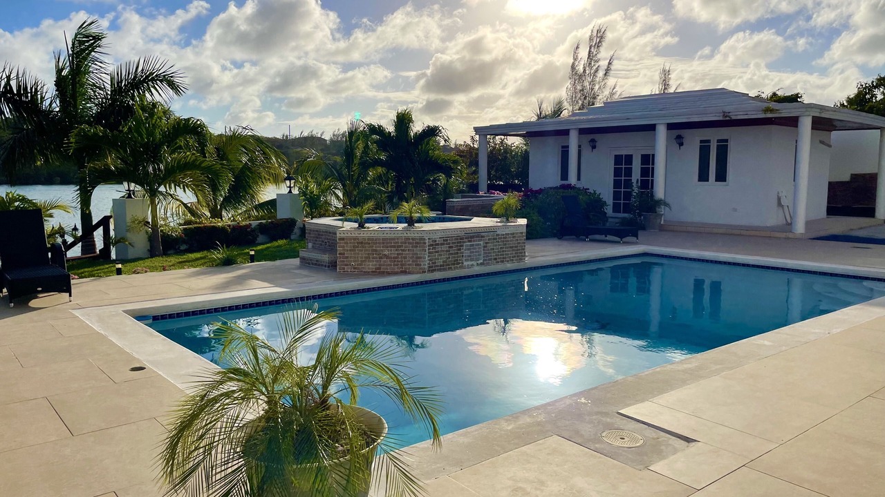 Photo of Outdoor in Nassau