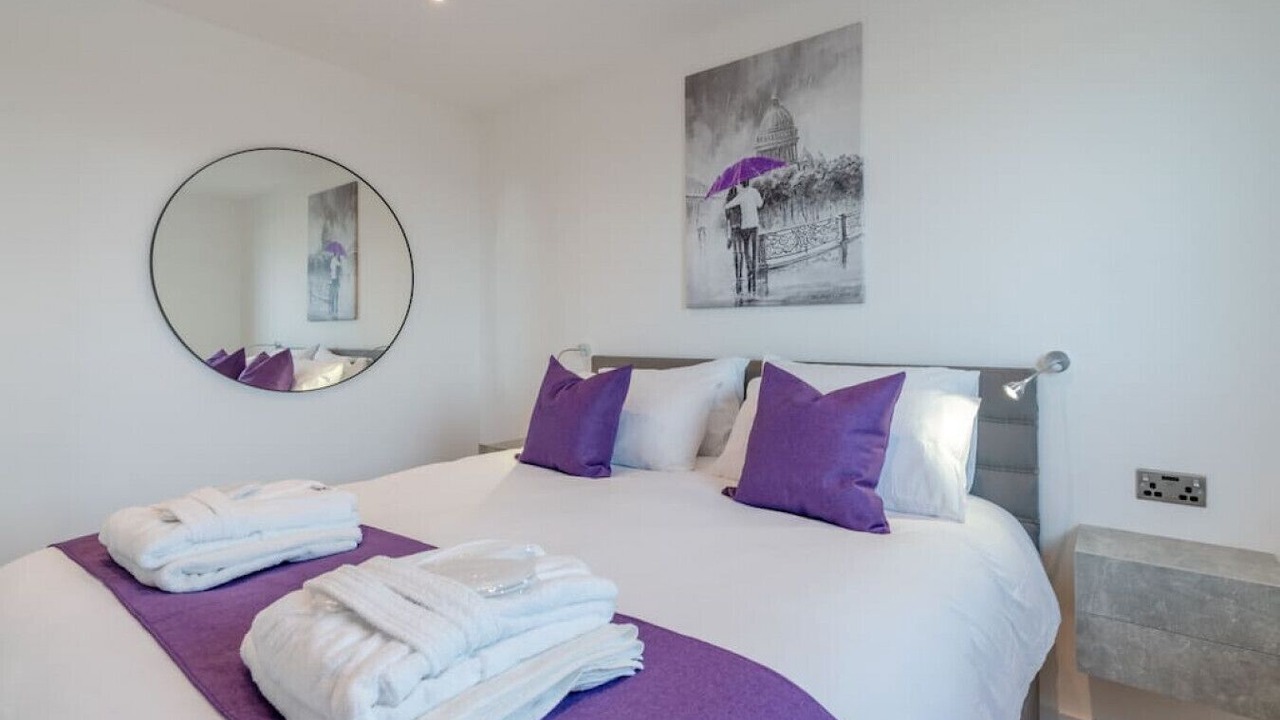 Photo of Bedroom in Cheltenham