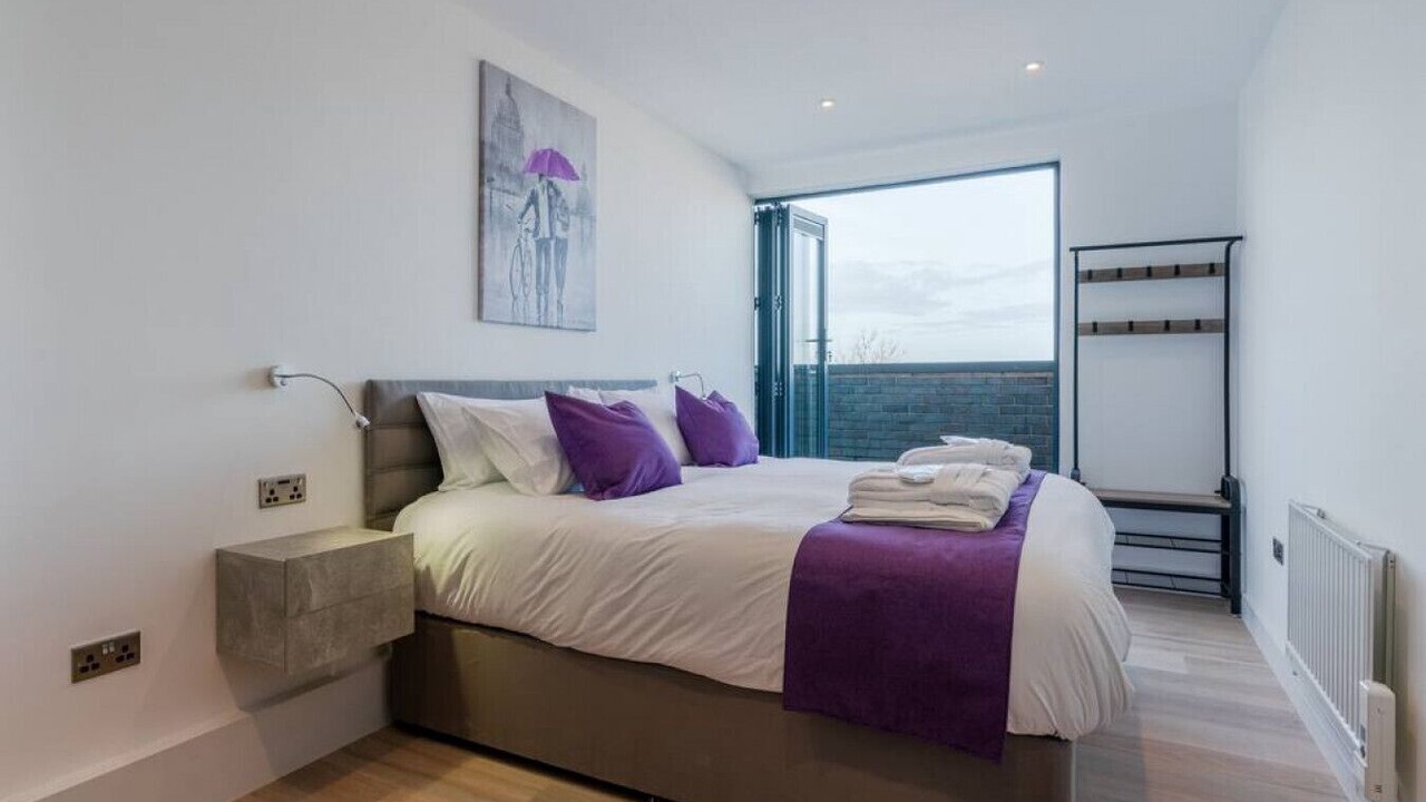 Photo of Bedroom in Cheltenham