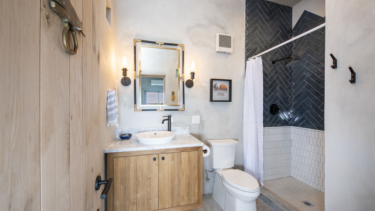 Photo of Bathroom in Gregory Town