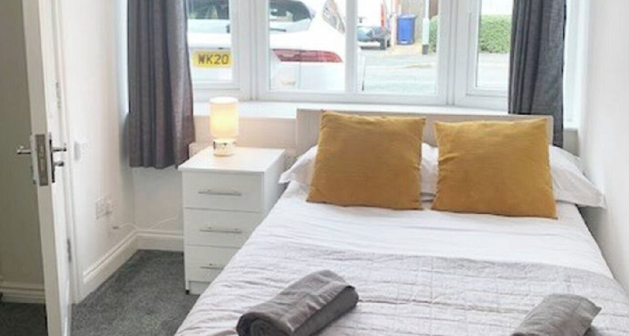 Photo of Bedroom in Newcastle-Under-Lyme