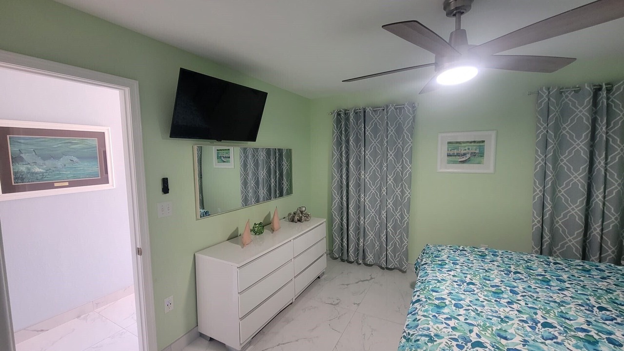 Photo of Bedroom in South Bimini