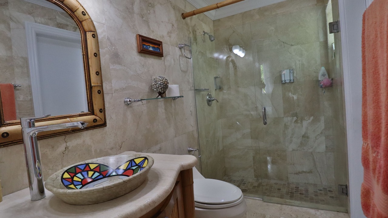 Photo of Bathroom in Alice Town