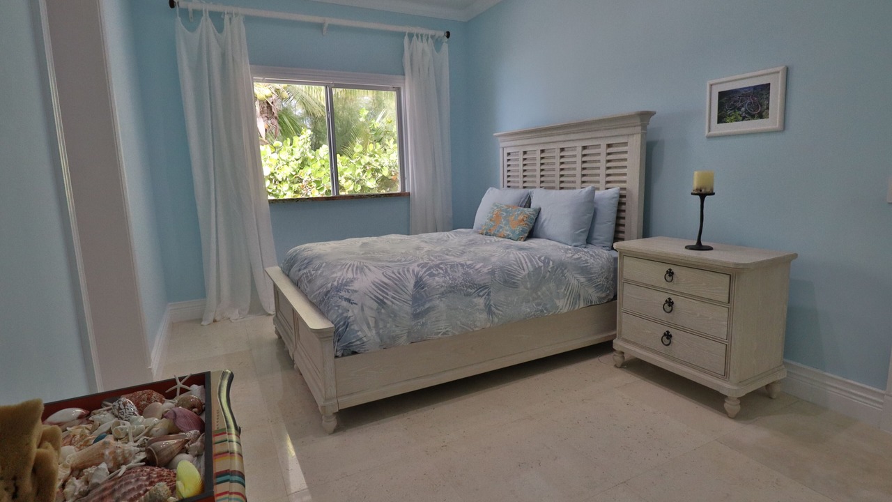 Photo of Bedroom in Alice Town