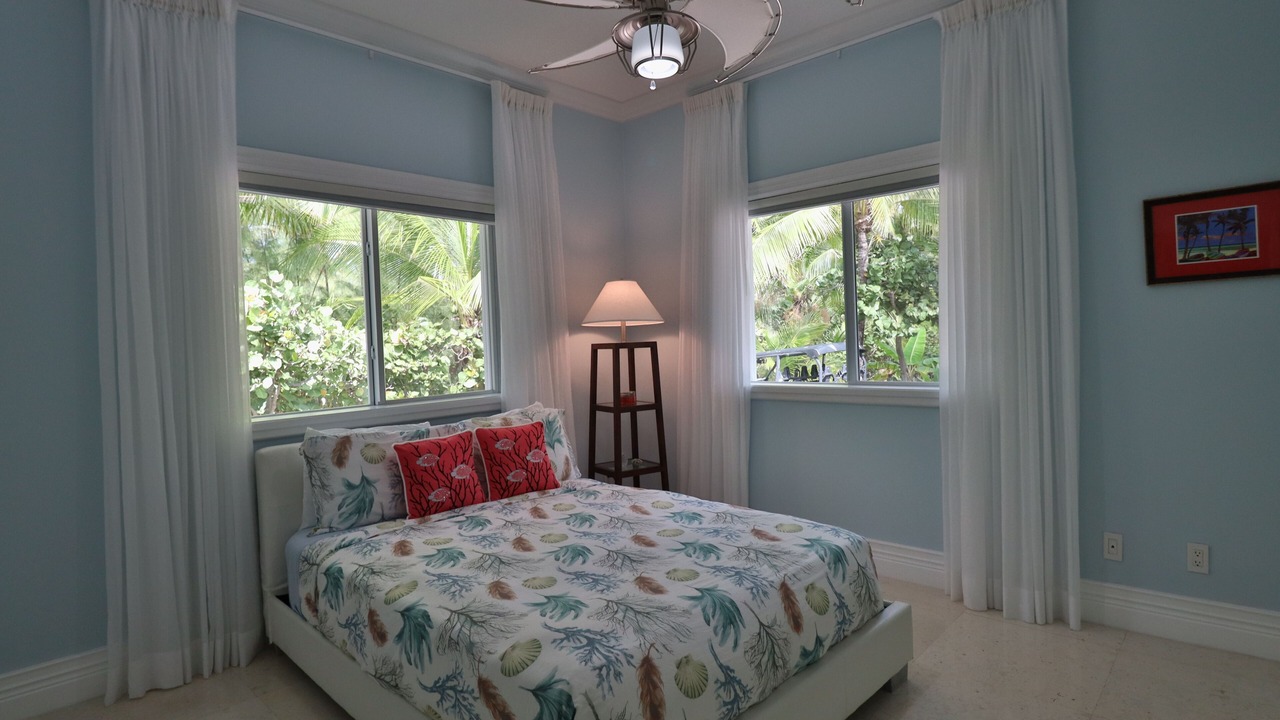 Photo of Bedroom in Alice Town