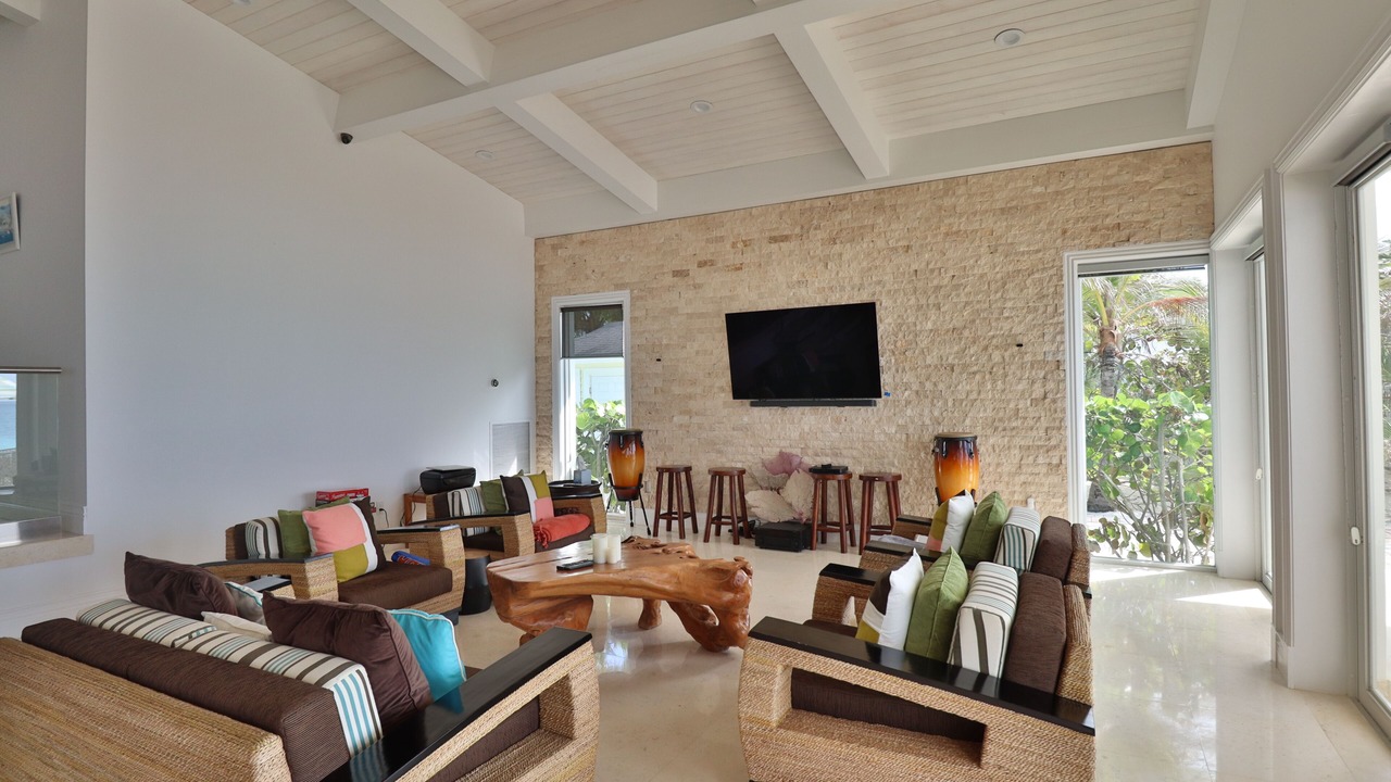 Photo of Livingroom in Alice Town