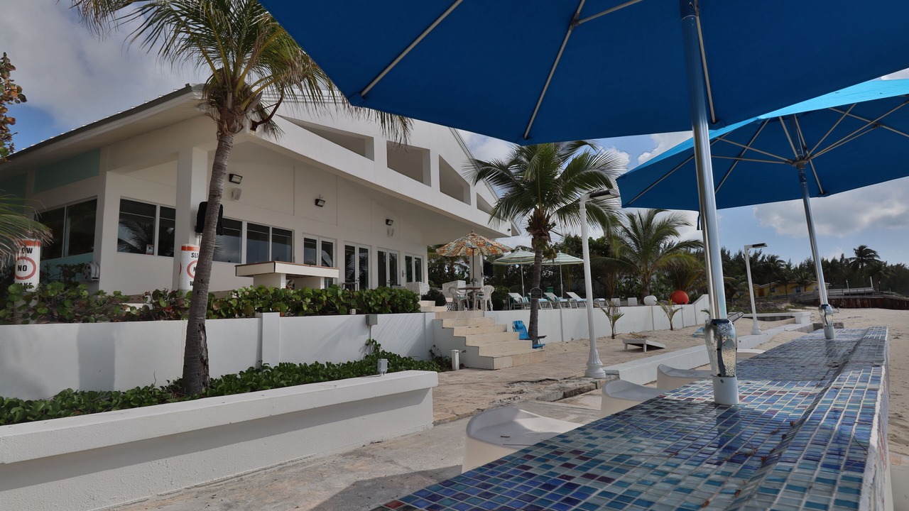 Photo of Patio Balcony in Alice Town