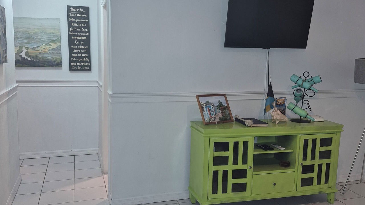 Photo of Bedroom in Nassau