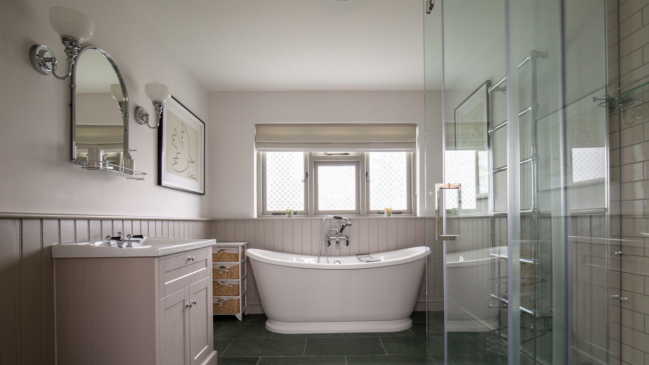 Photo of Bathroom in Winchcombe