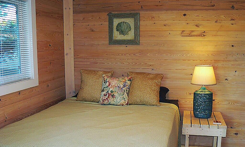 Photo of Bedroom in Gregory Town