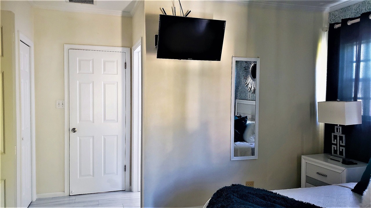 Photo of Bedroom in Nassau