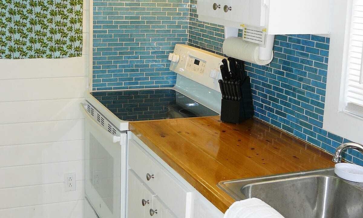 Photo of Kitchen in Gregory Town