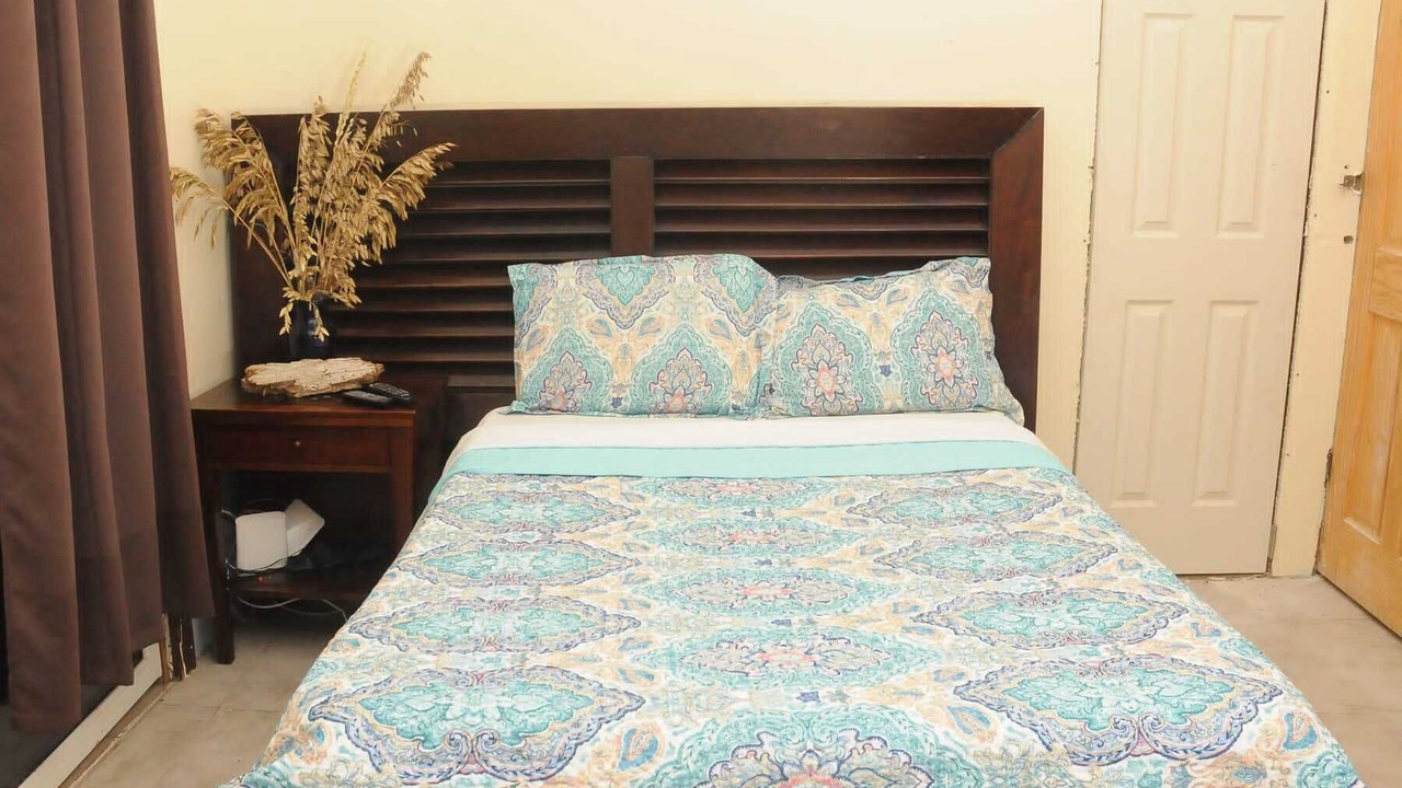 Photo of Bedroom in Farmer's Hill