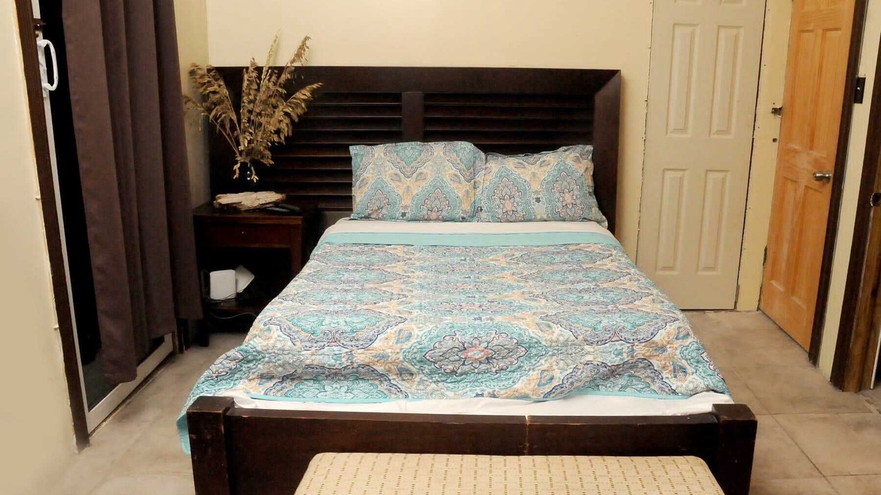 Photo of Bedroom in Farmer's Hill