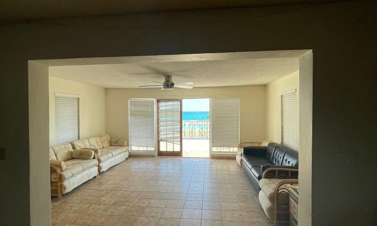 Photo of Livingroom in Steventon