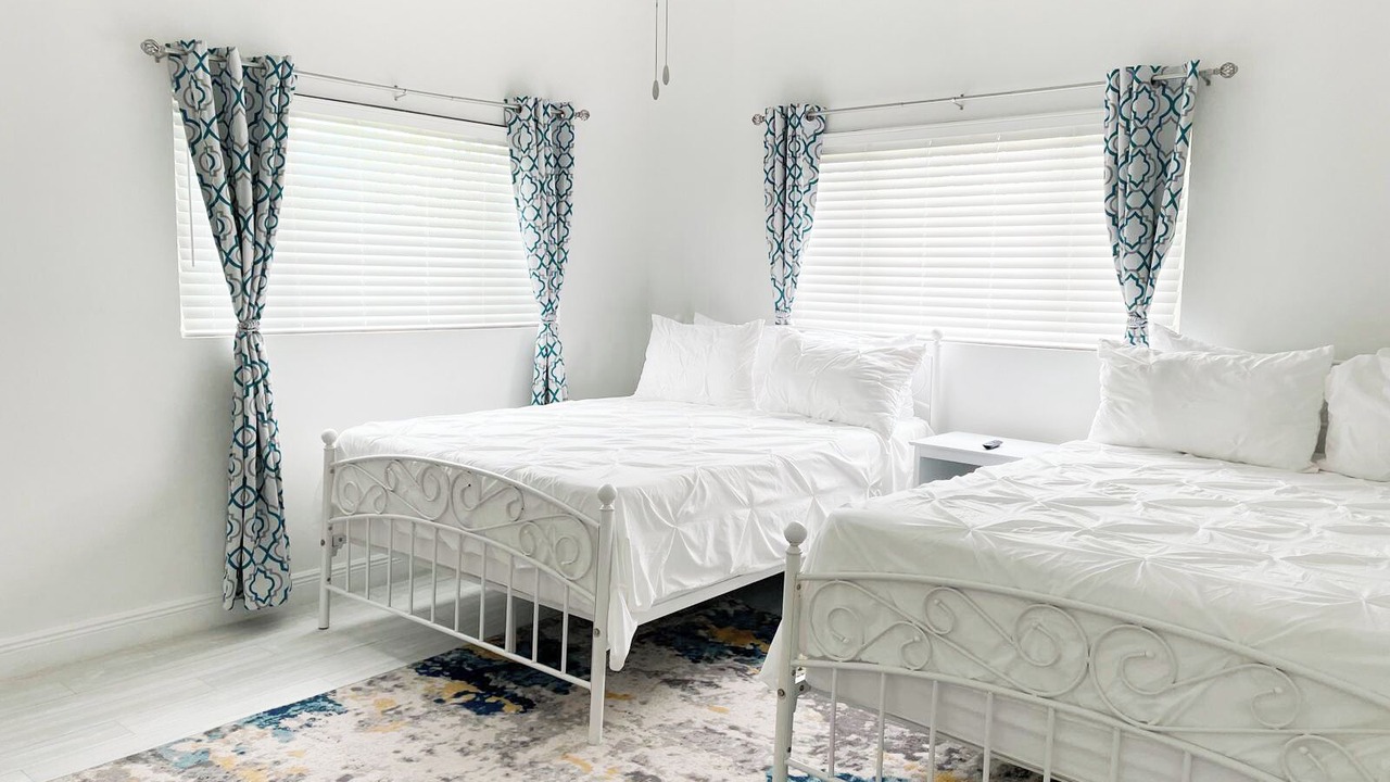 Photo of Bedroom in Nassau