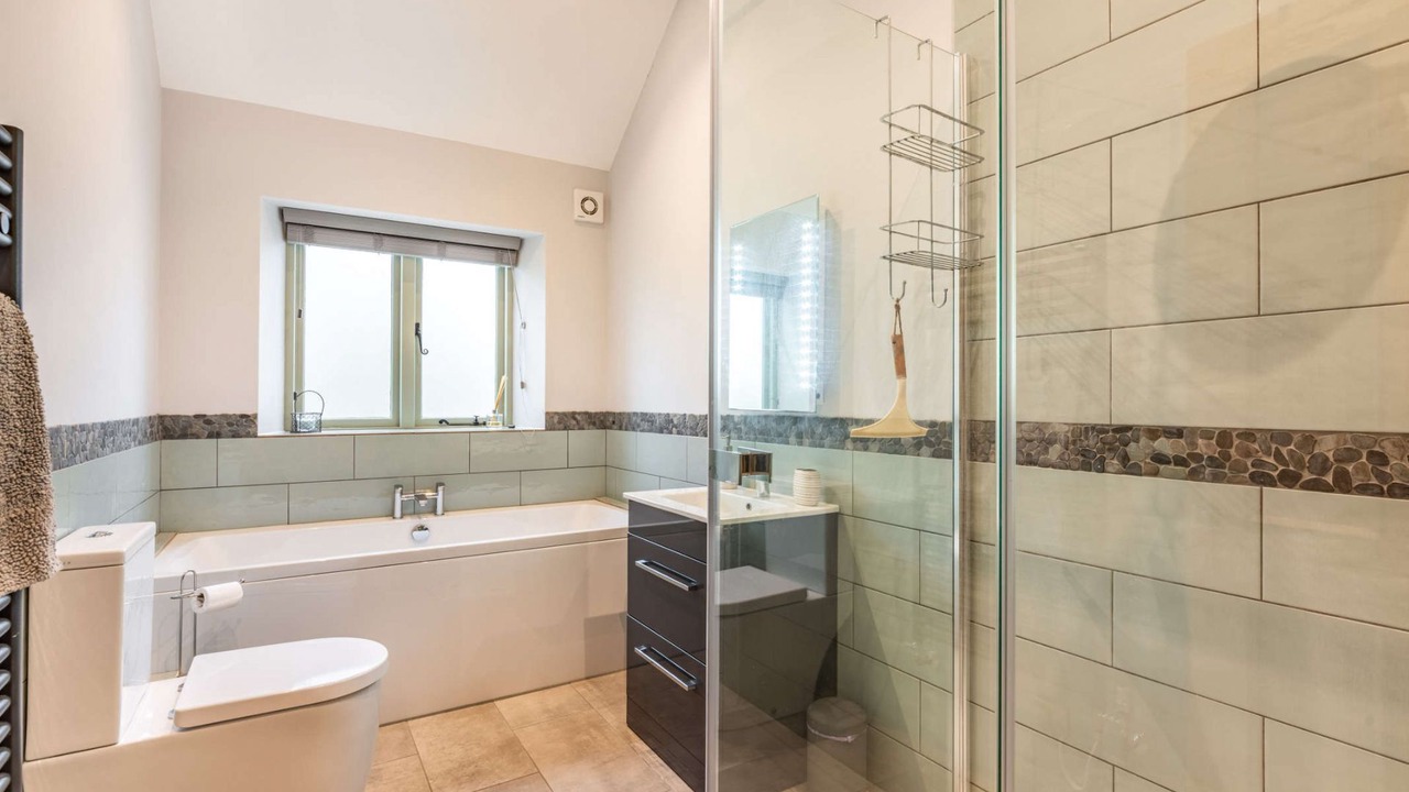 Photo of Bathroom in Rendcomb