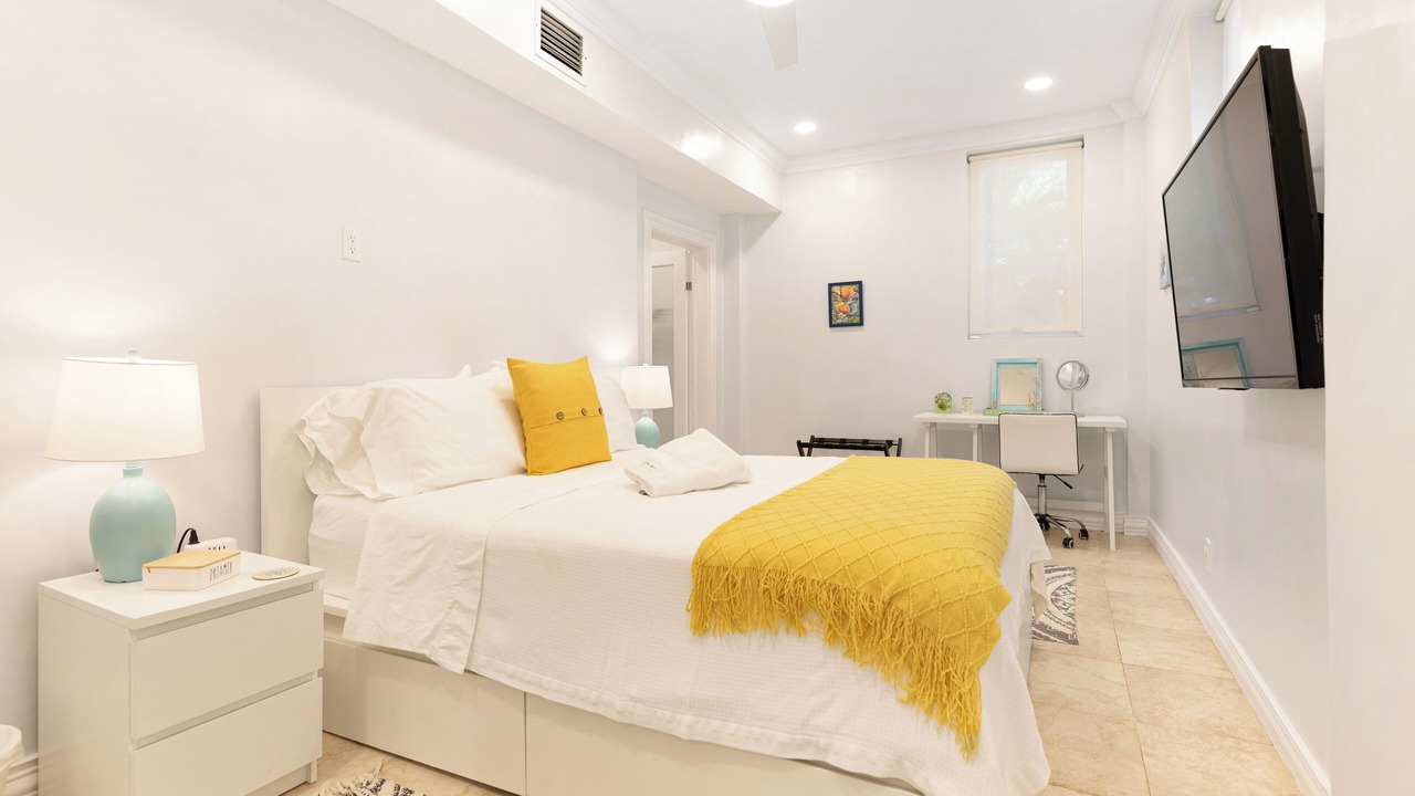 Photo of Bedroom in Nassau