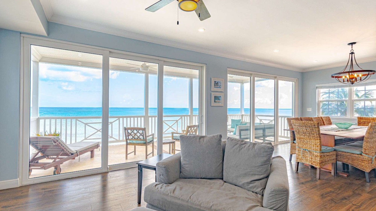 Photo of Livingroom in Nassau