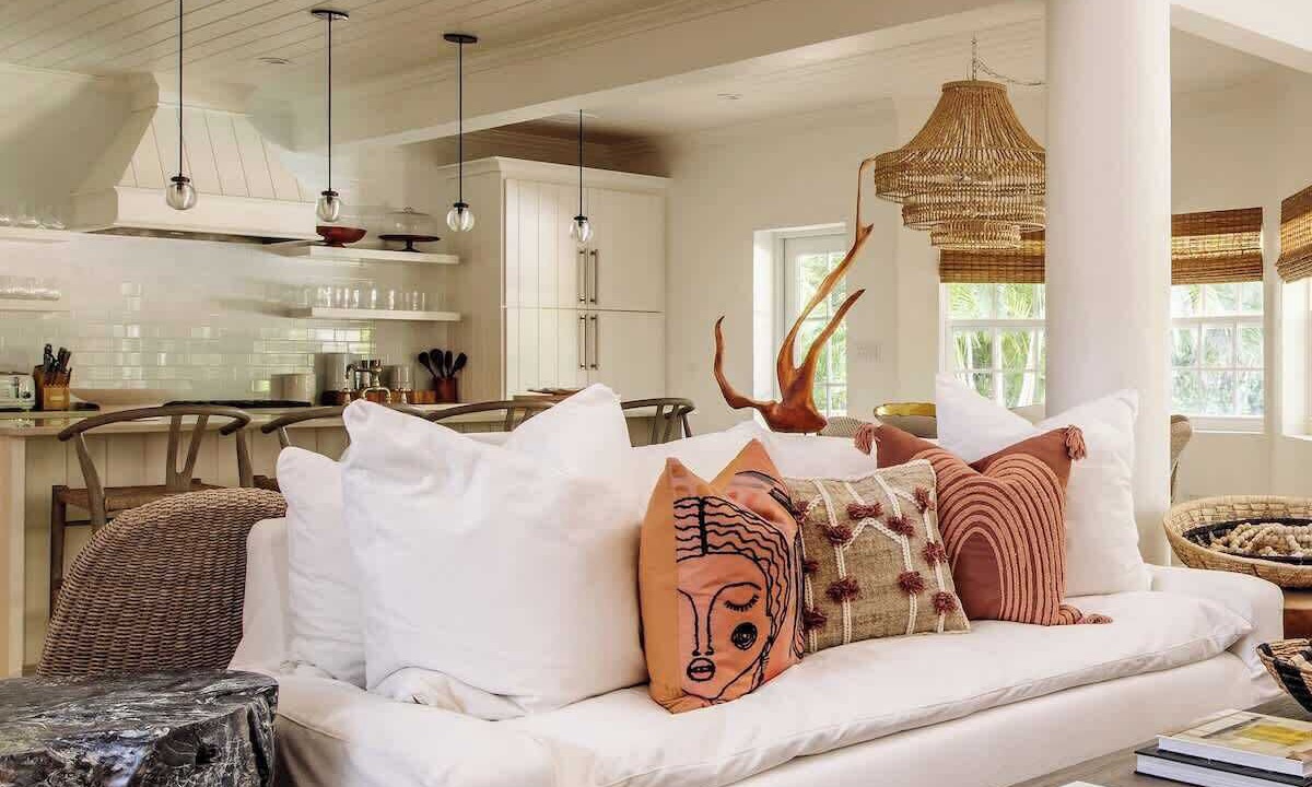 Photo of Livingroom in Triana Shores