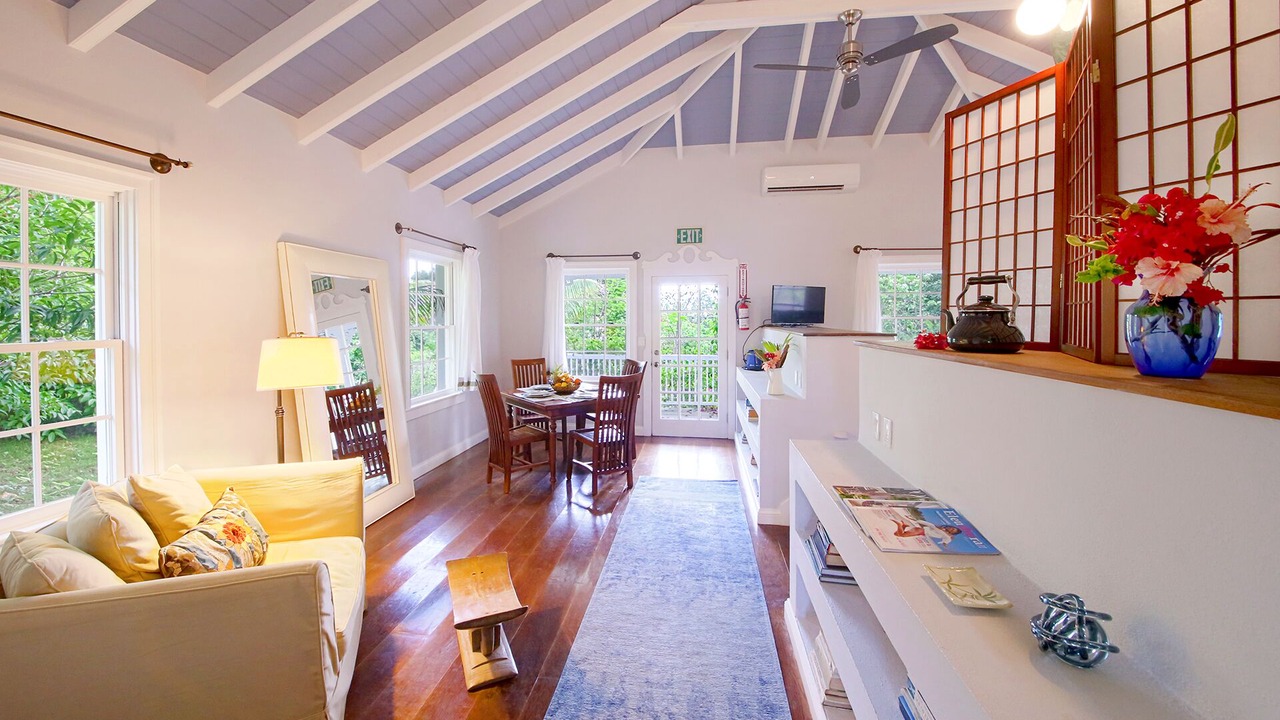 Photo of Livingroom in Governor's Harbour