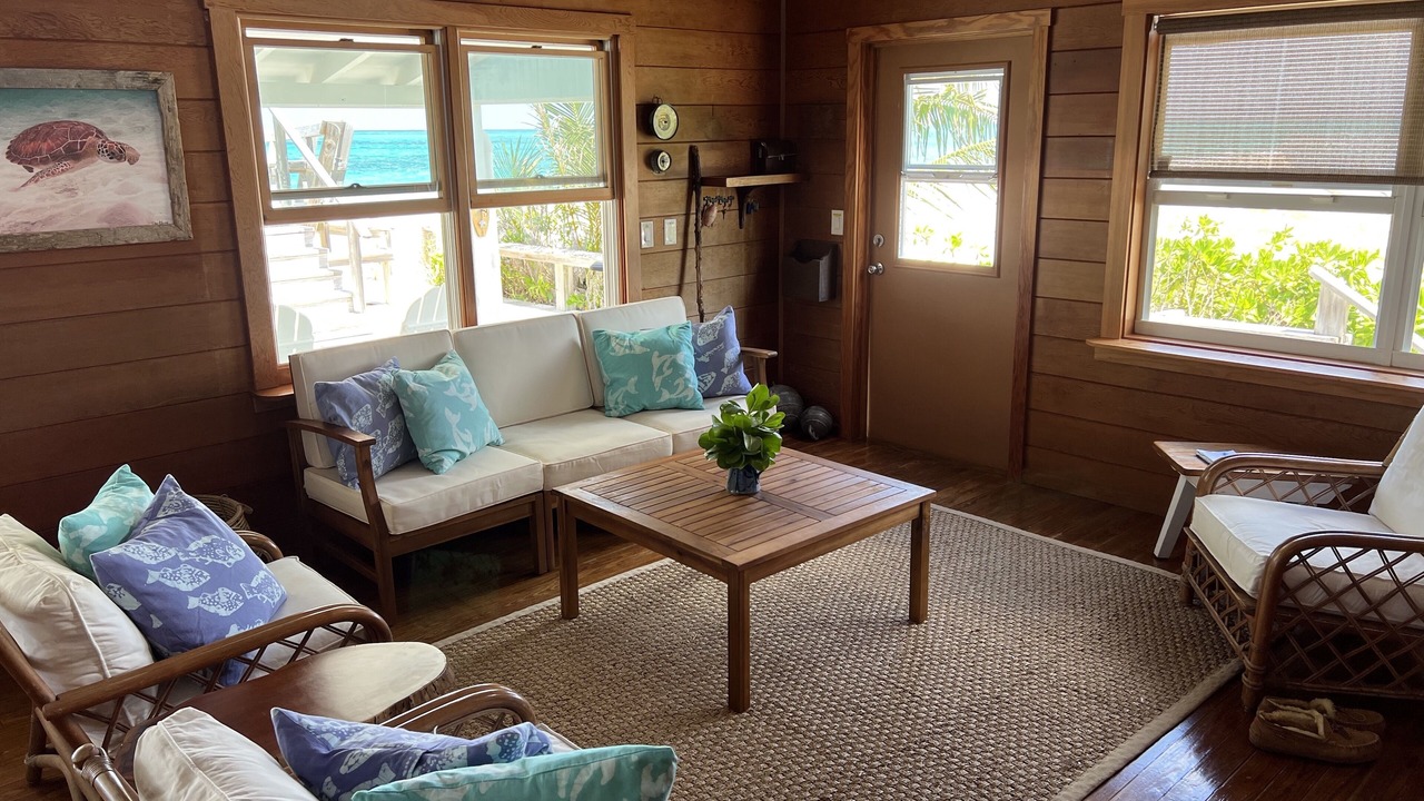 Photo of Bedroom in Man O War Cay