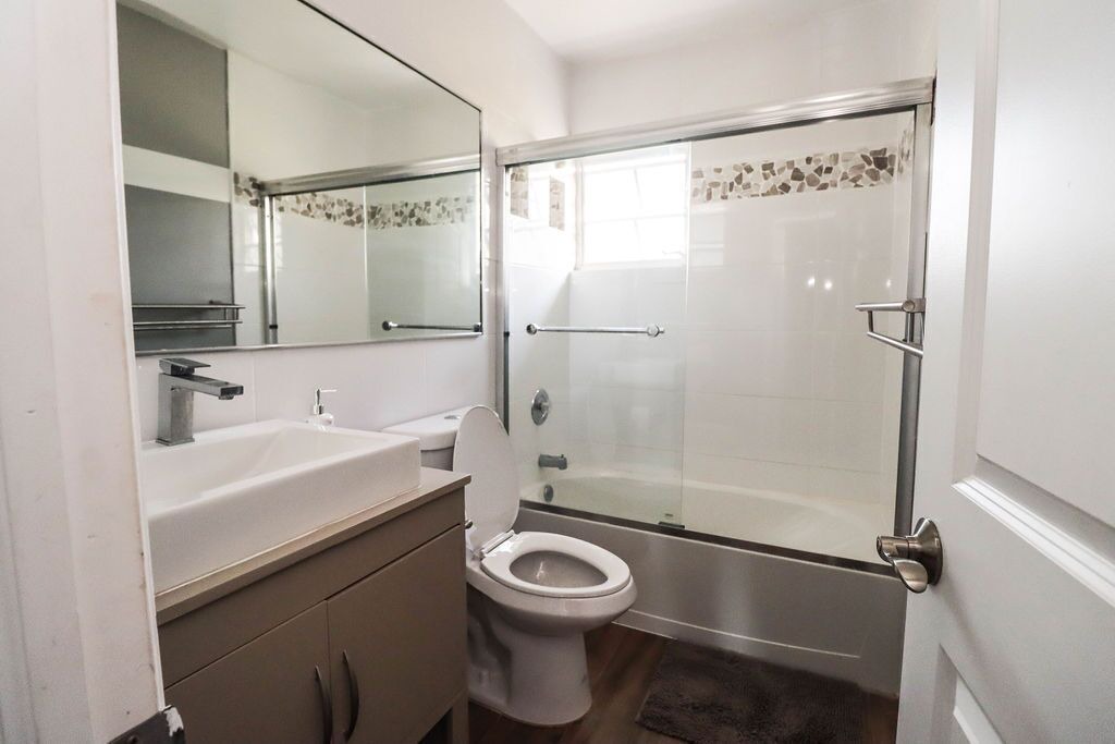Photo of Bathroom in Yeoman Wood