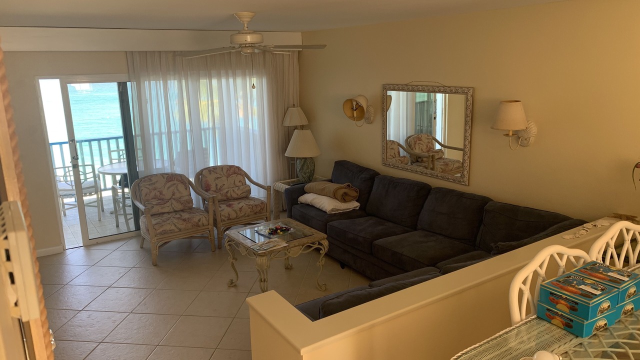 Photo of Livingroom in Paradise Island
