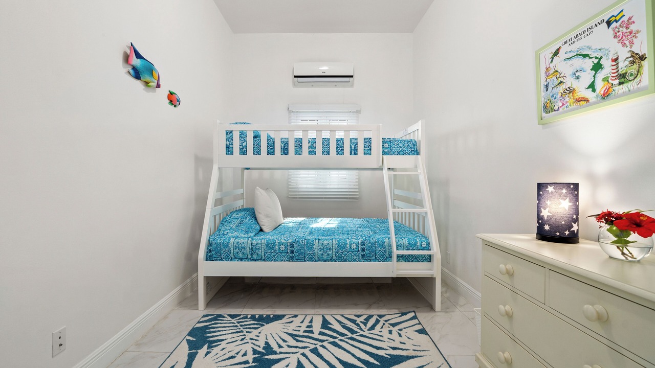 Photo of Bedroom in Nassau